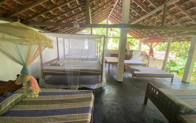 Siri Medura Surf Yoga Meditation Guesthouse And Hostel