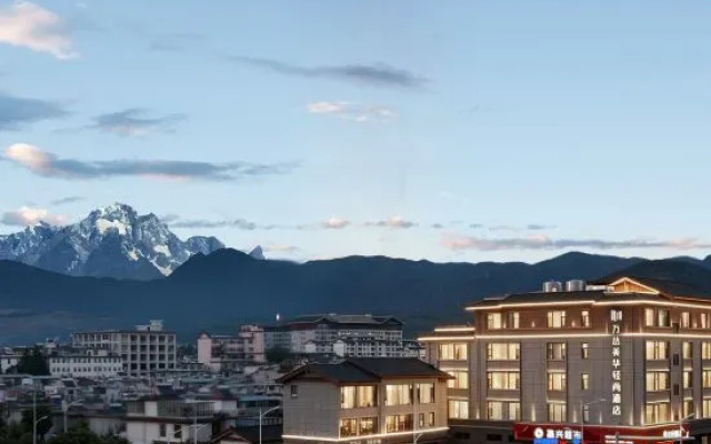 Lijiang Ancient  Wanda Meihua Light & In Hotel – Outside – Lijiang