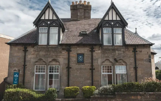 The Queens Bed & Breakfast