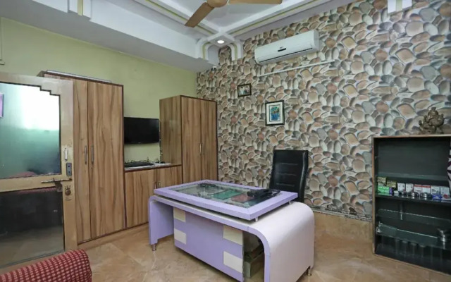 Hotel Raj Mahal By OYO Rooms