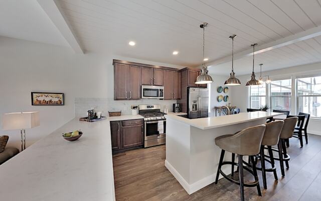 1072wcat 4 Bedroom Home