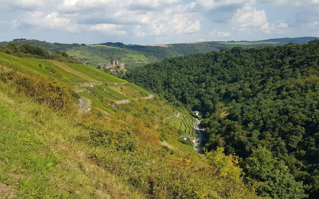 Rhine Pearl Hideaways