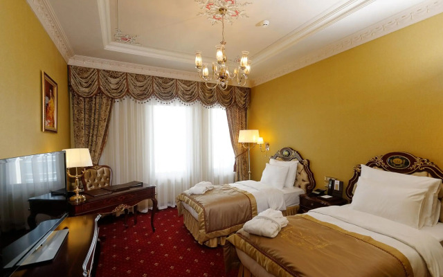 Meyra Palace