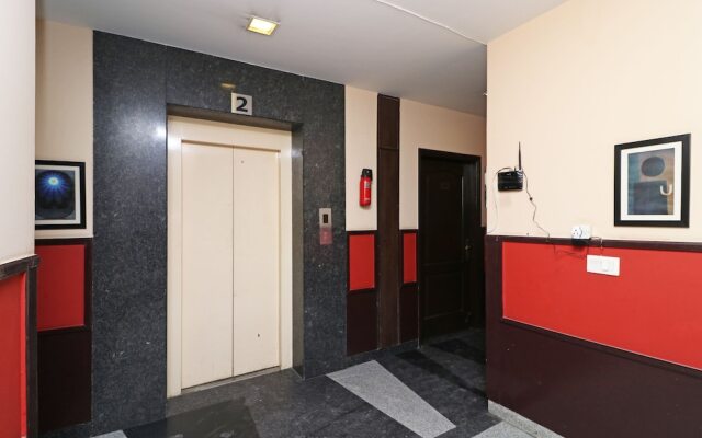 FabHotel Pine Tree