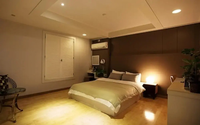 Namwon River Motel