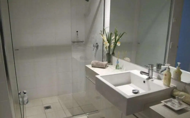 Moritz Apartments