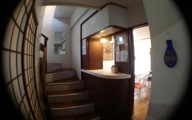 Guesthouse Base Okinawa - Hostel