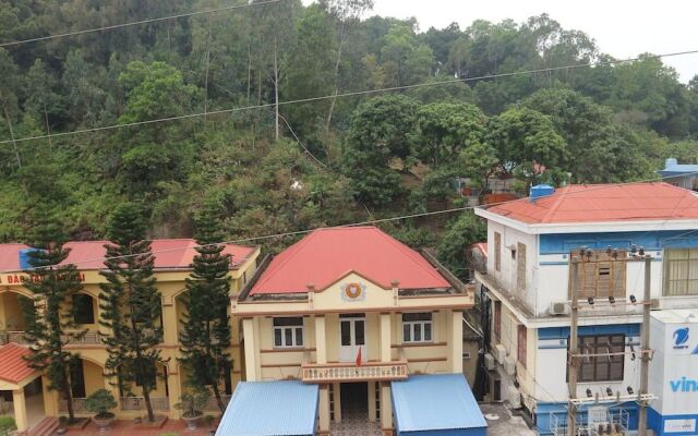 Dung Lien Hotel