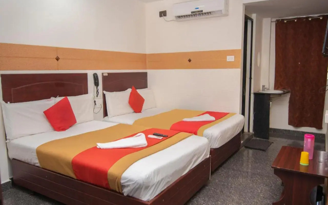 Hotel Boopathi