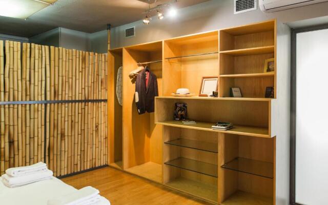 Artists’ favorite Spacious Loft near Acropolis!!