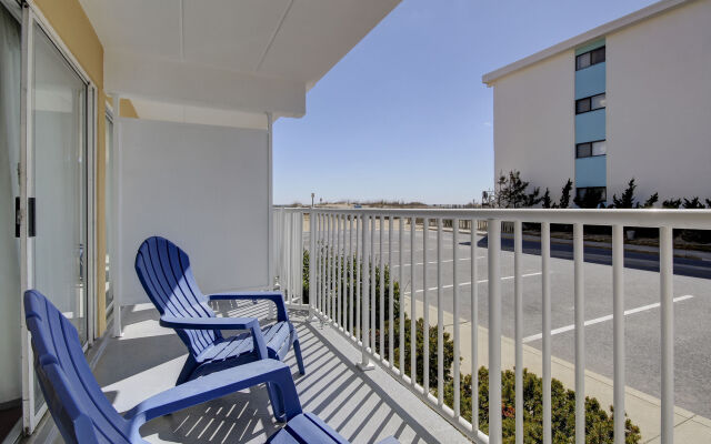 SeaLoft Oceanfront Hotel