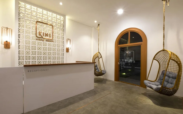 KINI Luxury Capsule - Hostel