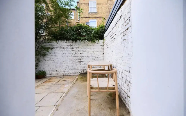 The Maida Hill Hideout - 2bdr Flat With Courtyard