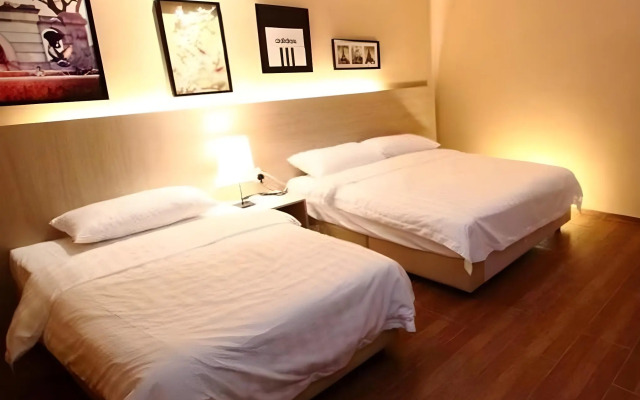 91 Street Boutique Inn