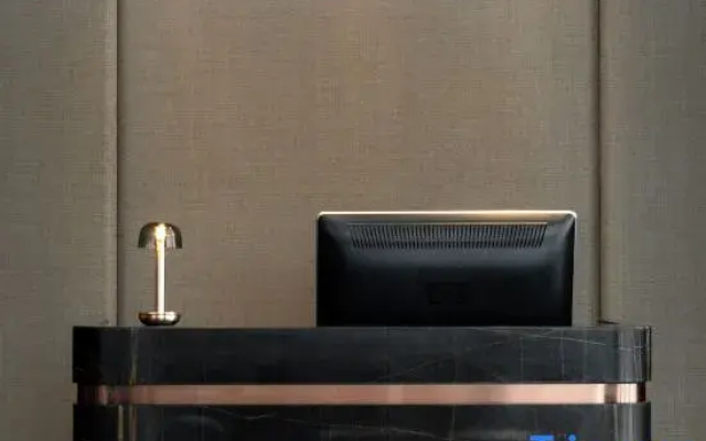 WAKE Concept Hotel