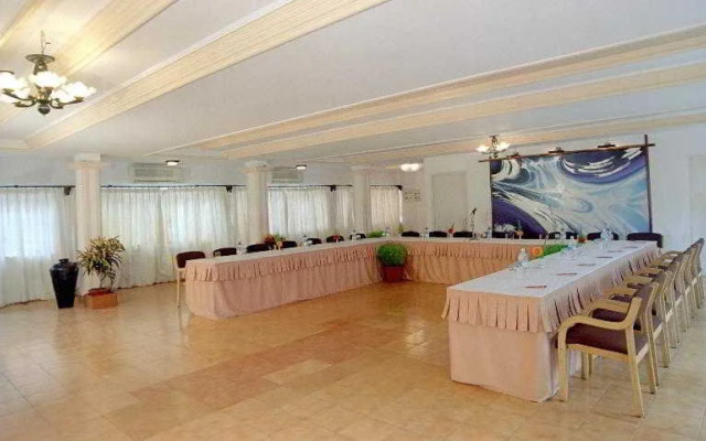 Dona Alcina Resort
