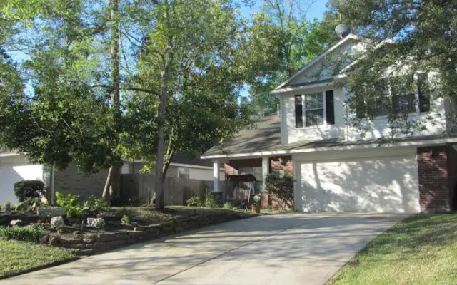 Relaxing 4 Bedroom Home