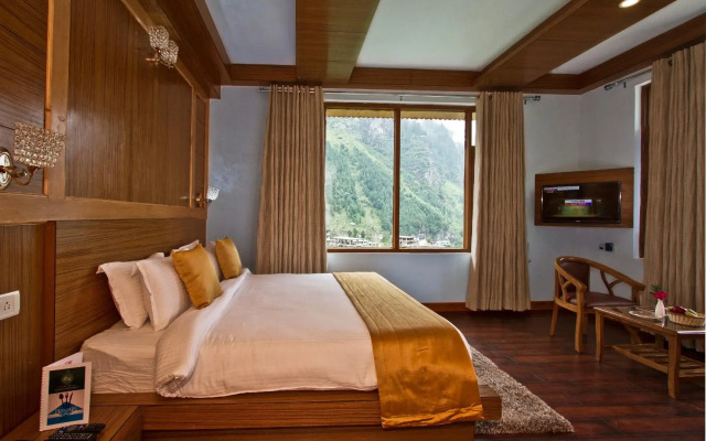 Hotel Monarch Residency