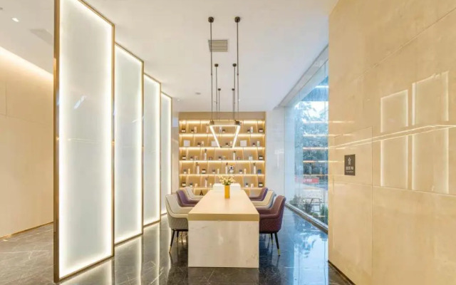 Lavande Hotel Xiamen Airport Wuyuanwan Metro Station