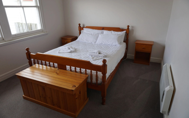 Low Head Pilot Station