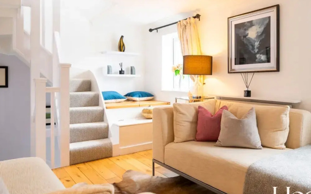 Greys View Cottage