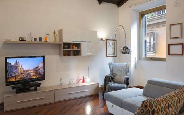 Large and Elegant 3 bed Flat in Central Location!