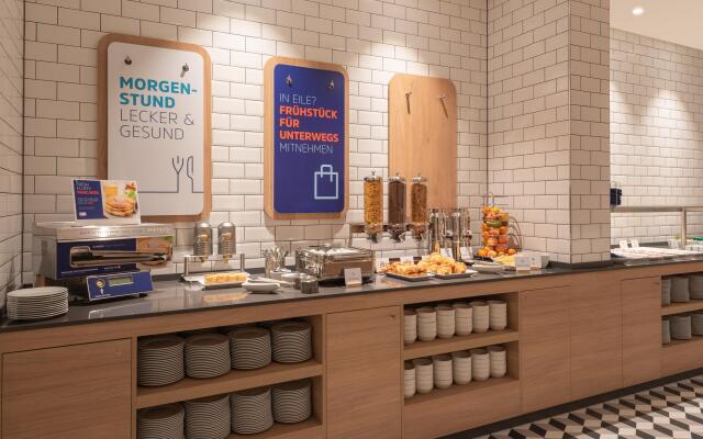 Holiday Inn Express and Suites Potsdam by IHG