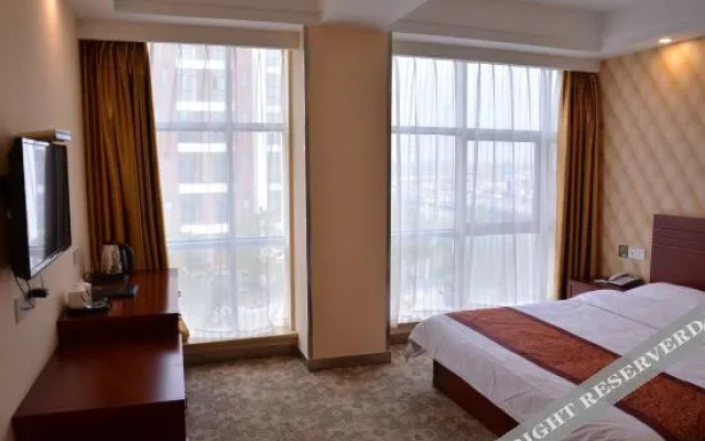 Suqian V8 Business Hotel (High-speed Railway Station)