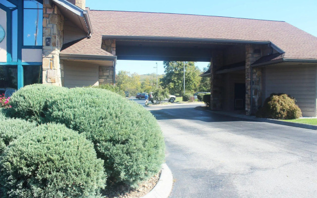 Arbors at Island Landing Hotel & Suites