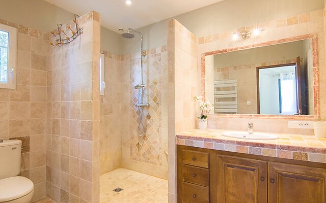 House Bezert Carpentras