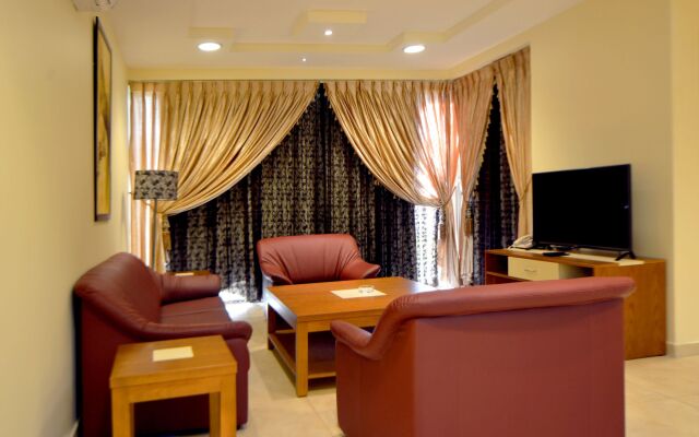 Public Security Hotel & Chalets