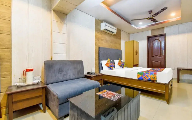 FabHotel Log Inn