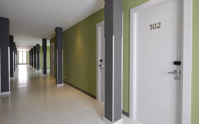 Magno Suites