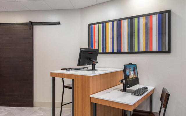 Holiday Inn Express & Suites Asheville Downtown by IHG