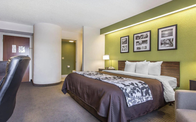 Sleep Inn & Suites