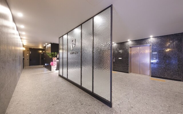 Wall Hotel Cheonan Cheongsu