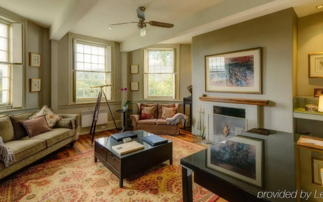 The Woodbridge Waterfront Rooms.