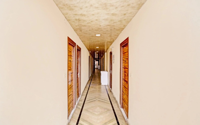 Hotel O OM VILLA RESIDENCY Near Lotus Temple