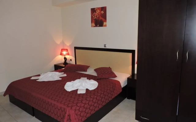 Golden Rose Suites
