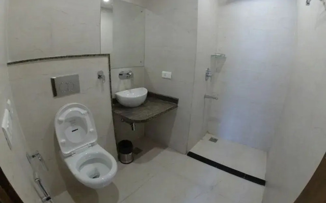 Backpacker Panda Rishikesh