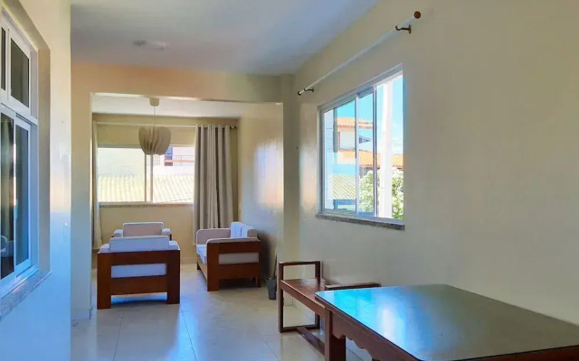 CASA TRíPLEX AO LADO DA PRAIA DO IGUAPE