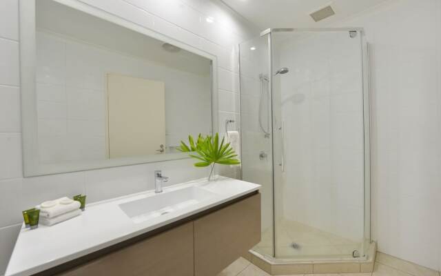 Seascape Holidays – Beachfront Terraces