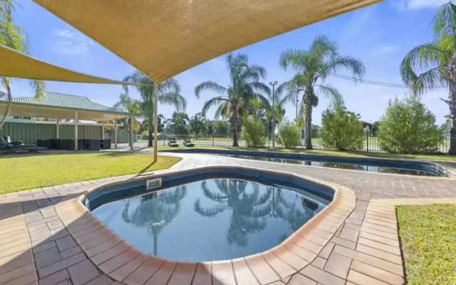Comfort Suites Clubarham Golf Resort