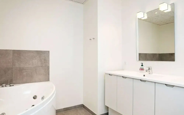 Spacious Apartment in RingkÃ¸bing near Sea