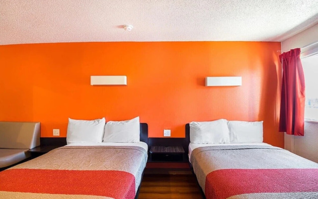 Economy Hotel Kansas City