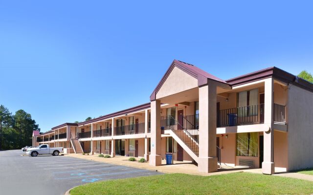 Americas Best Value Inn - Williamsburg/Lightfoot Area