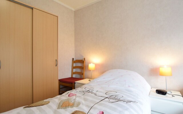 Cozy Holiday Home in Nisramont with Fenced Garden
