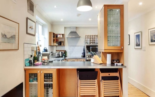 Lovely 1bed W/patio - 10 Mins From Hyde Park