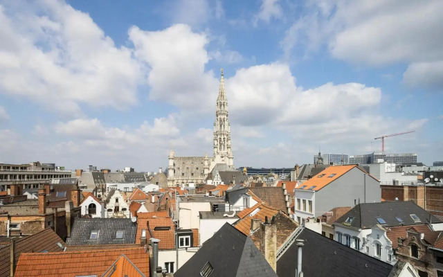 Alma Grand Place Hotel