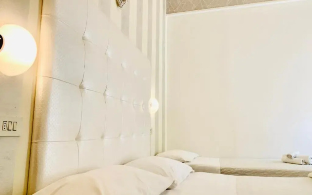 Hotel Baby Bed and Breakfast